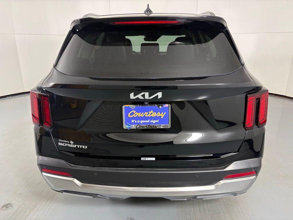 used 2024 Kia Sorento car, priced at $24,700