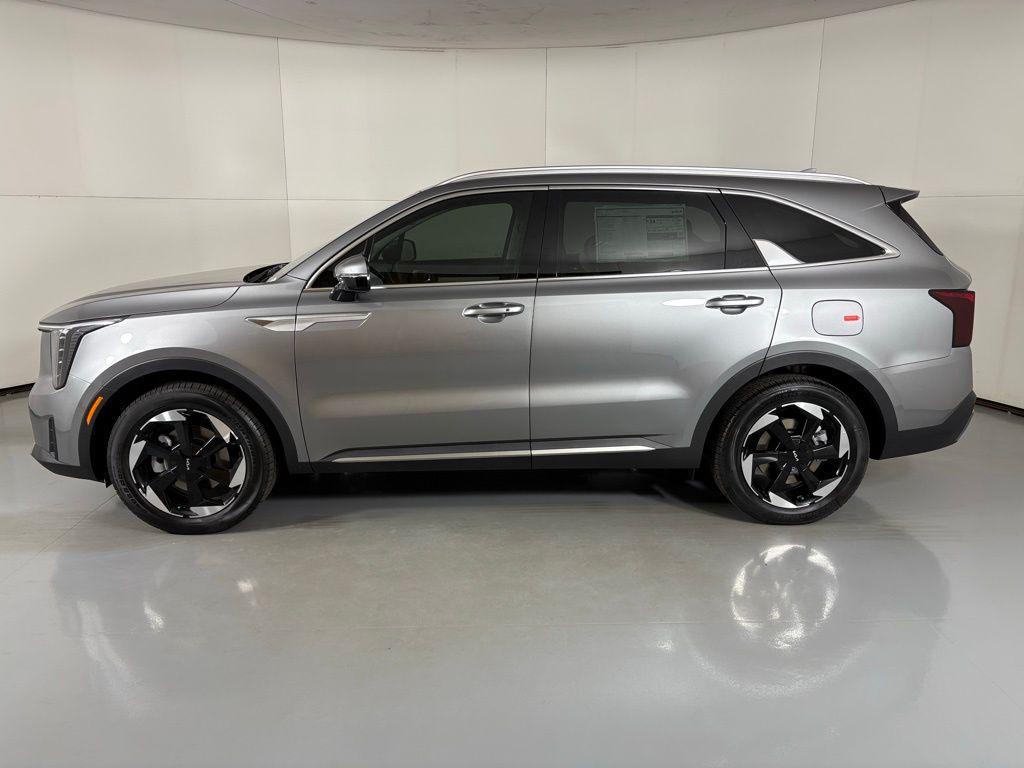 new 2026 Kia Sorento Hybrid car, priced at $40,884