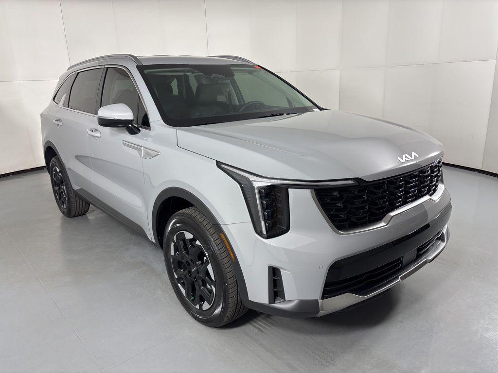 new 2026 Kia Sorento car, priced at $34,998