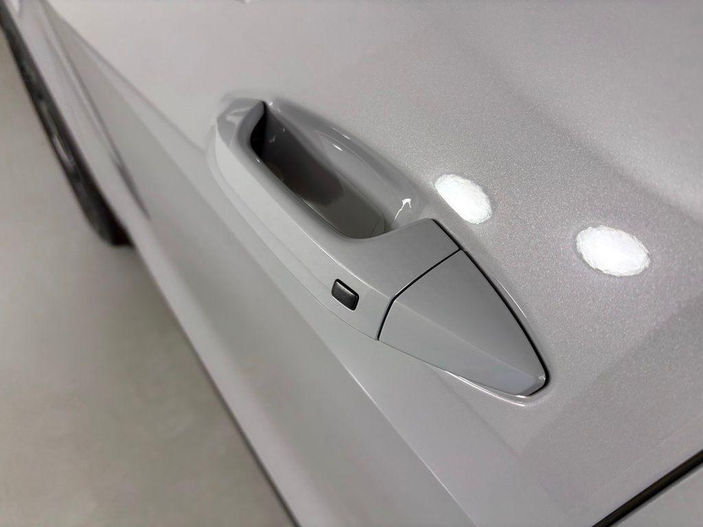 new 2026 Kia Sportage car, priced at $33,549