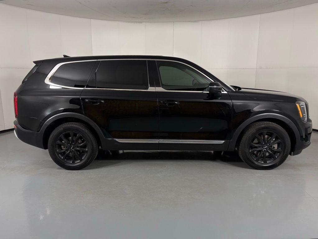 used 2022 Kia Telluride car, priced at $24,100