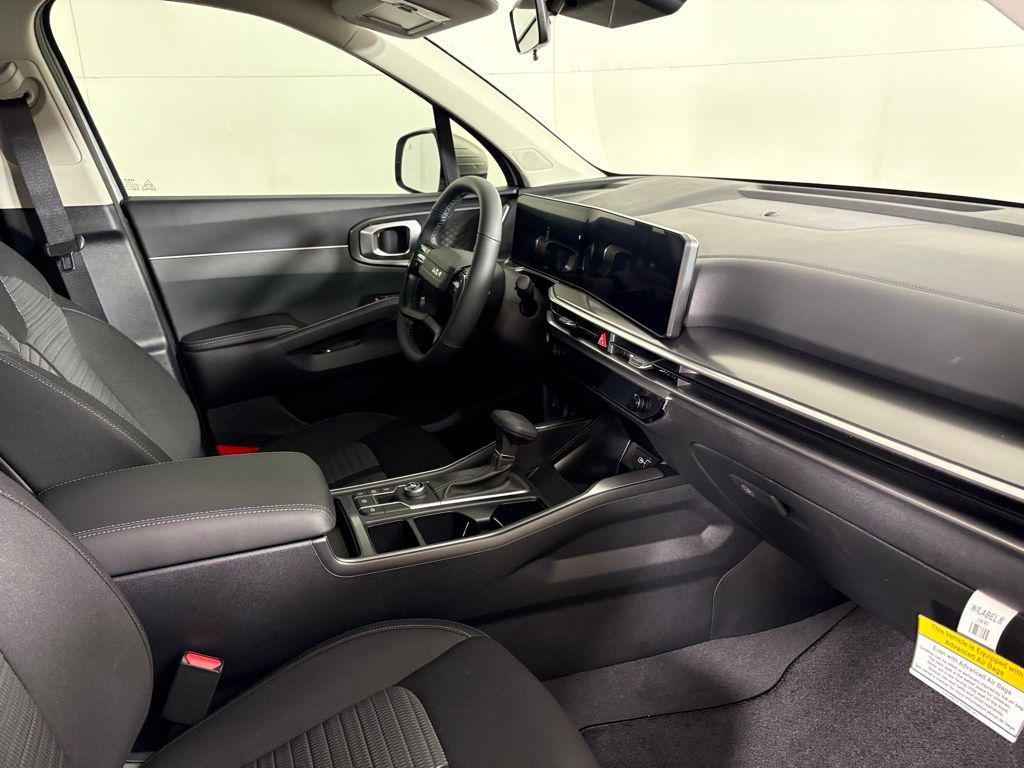 new 2026 Kia Sorento car, priced at $33,182