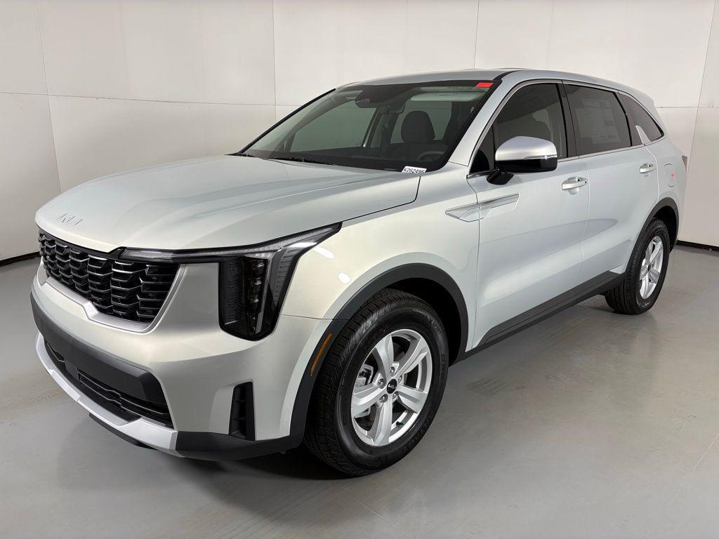 new 2026 Kia Sorento car, priced at $33,182