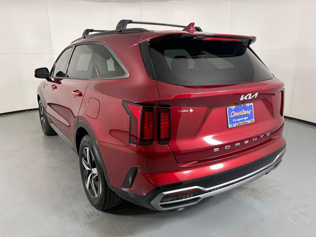 used 2022 Kia Sorento car, priced at $21,900