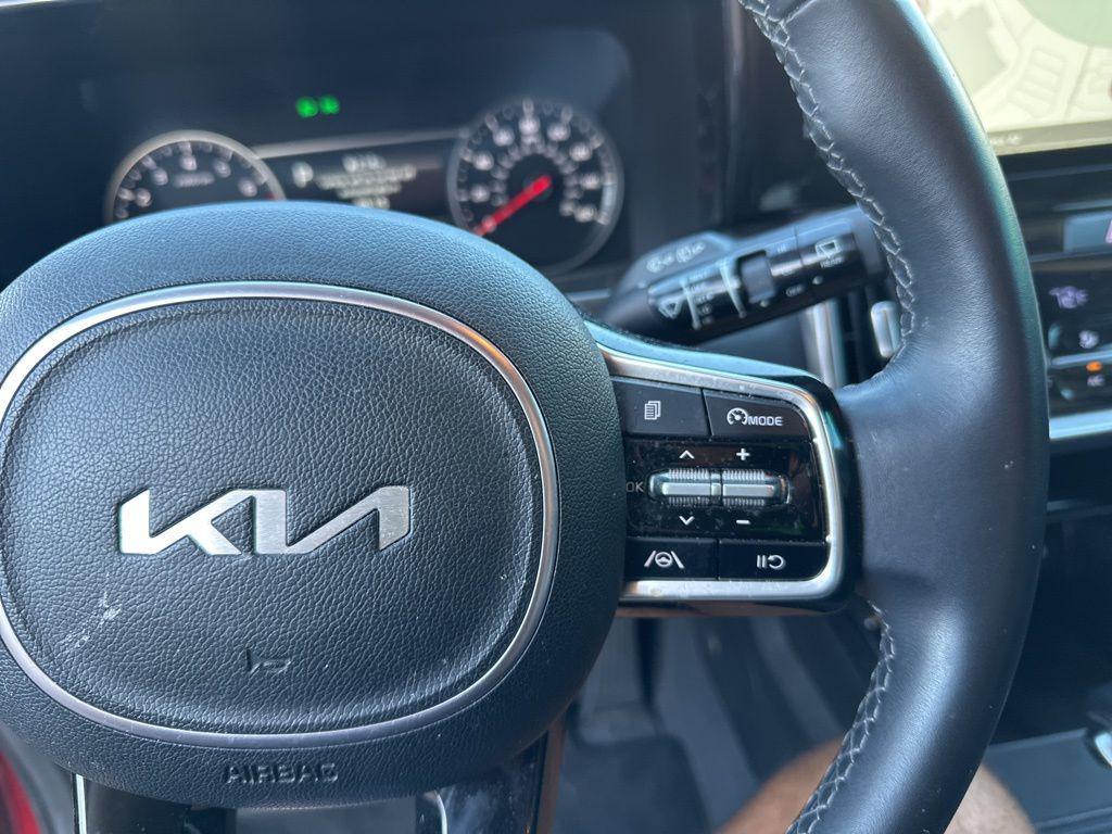 used 2023 Kia Sorento car, priced at $24,800