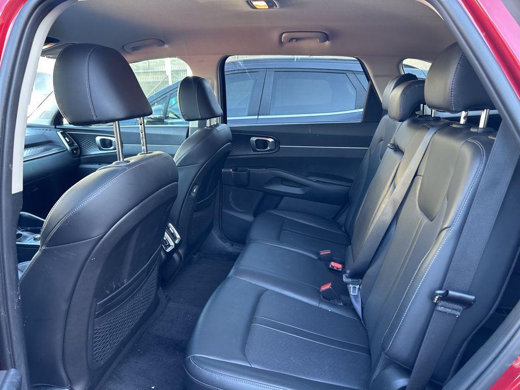 used 2023 Kia Sorento car, priced at $24,800