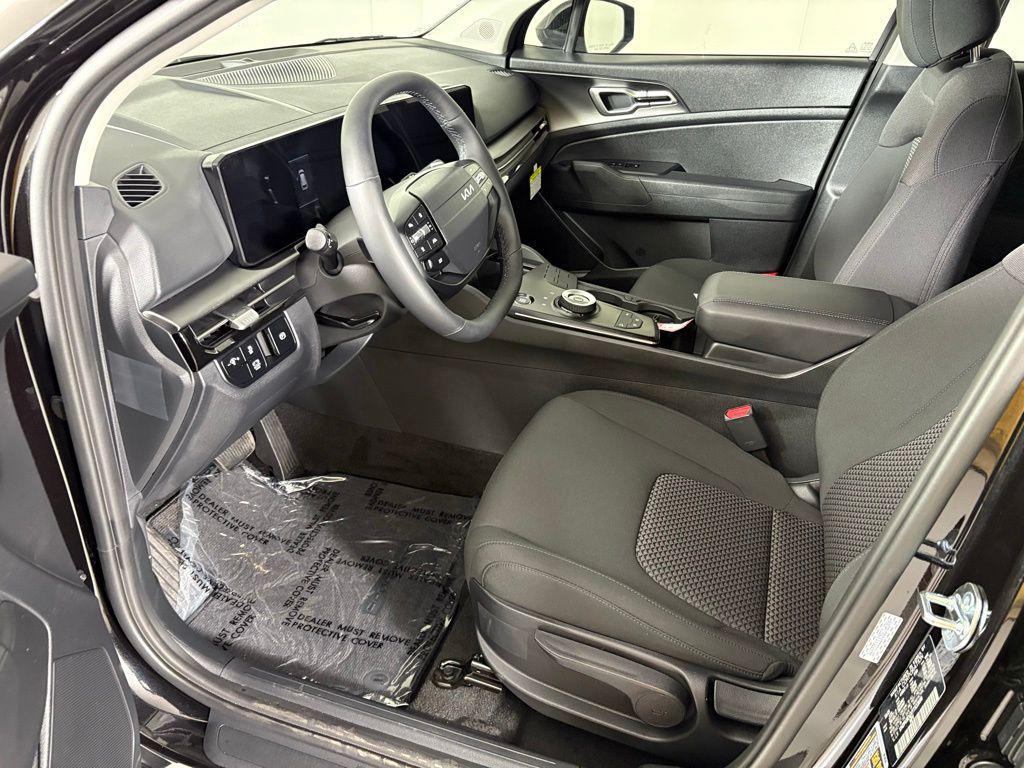 new 2026 Kia Sportage Hybrid car, priced at $30,498