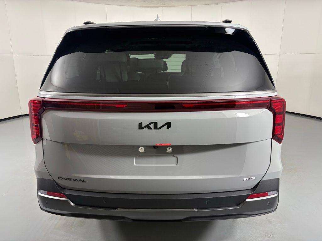 new 2026 Kia Carnival Hybrid car, priced at $50,823