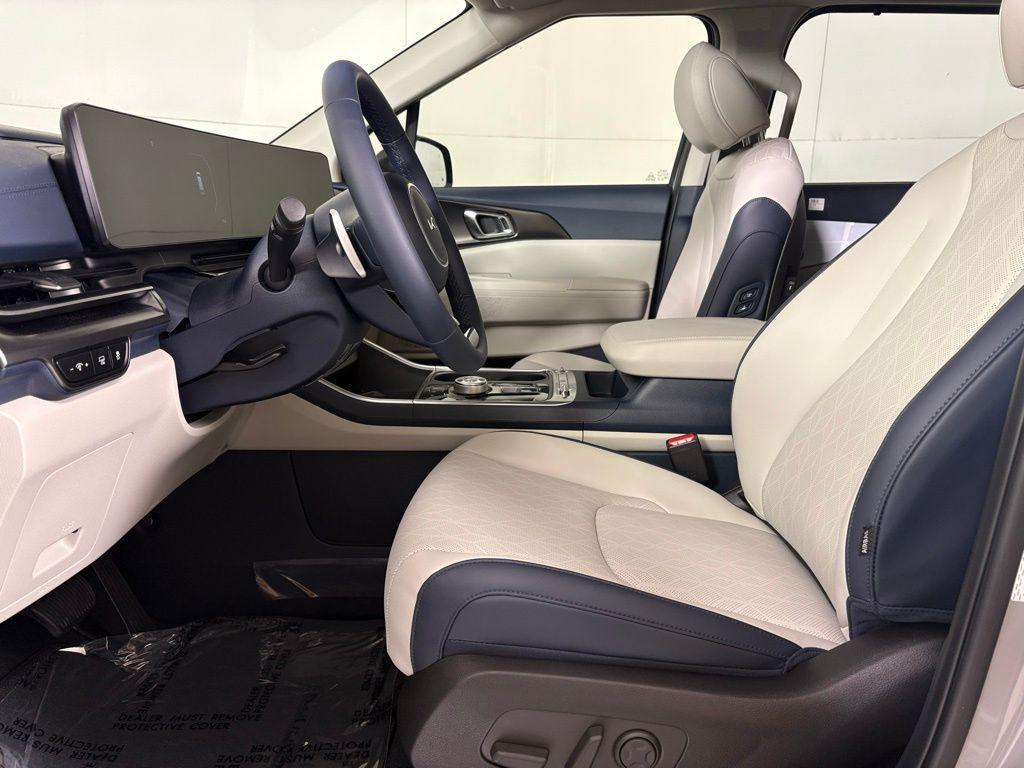 new 2026 Kia Carnival Hybrid car, priced at $50,823