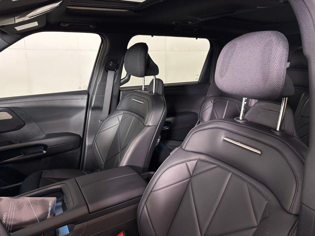 new 2027 Kia Telluride Hybrid car, priced at $53,285