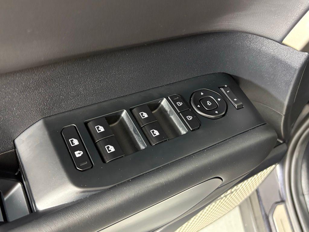 new 2027 Kia Telluride Hybrid car, priced at $53,285