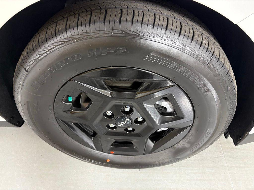 new 2026 Kia Carnival car, priced at $37,498