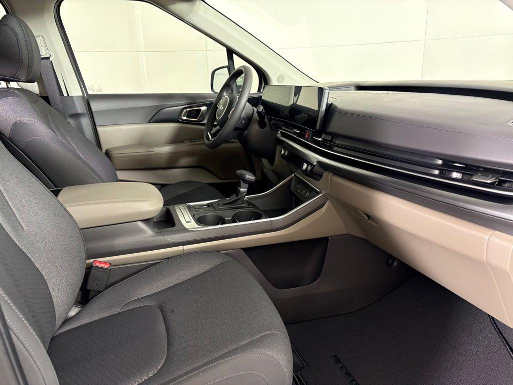 new 2026 Kia Carnival car, priced at $37,498