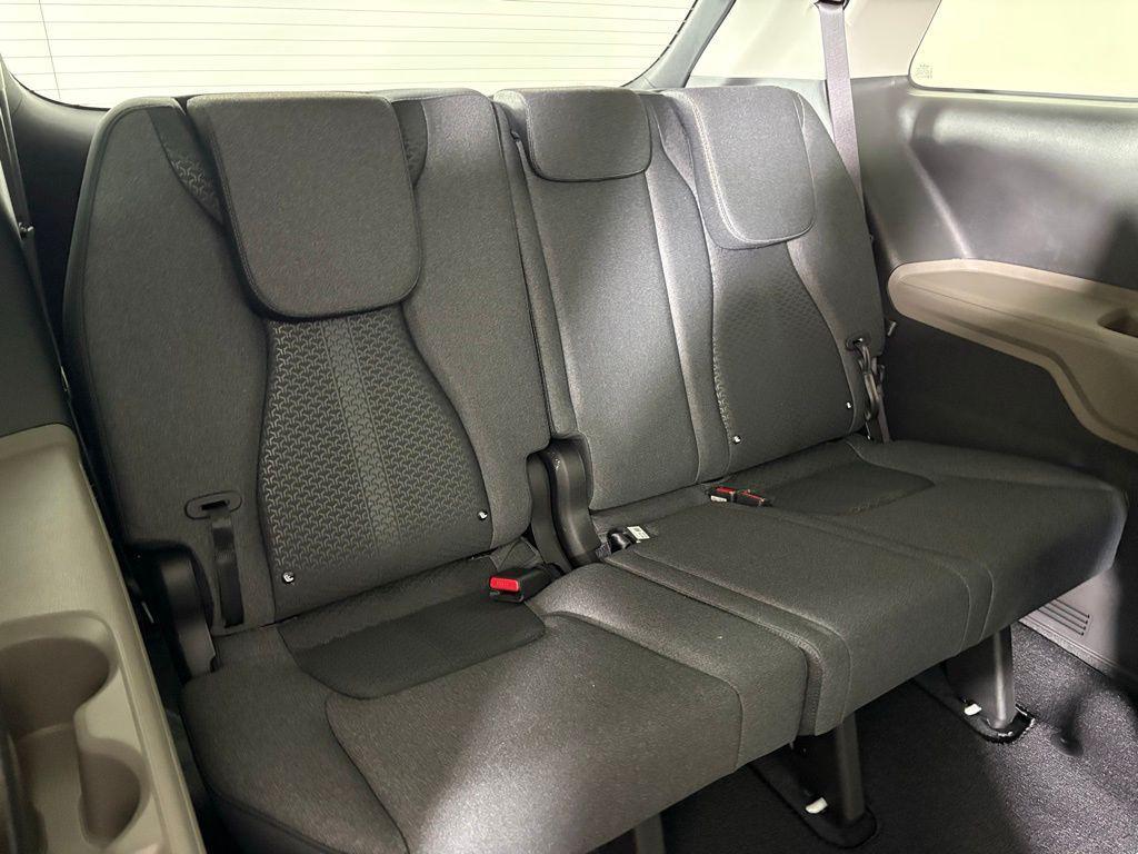 new 2026 Kia Carnival car, priced at $37,498
