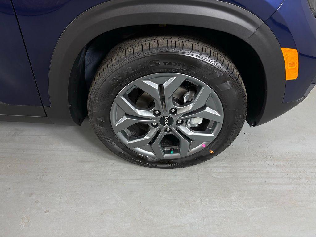 new 2026 Kia Seltos car, priced at $24,381
