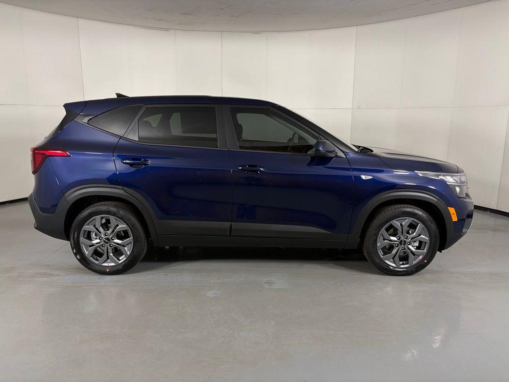 new 2026 Kia Seltos car, priced at $24,381