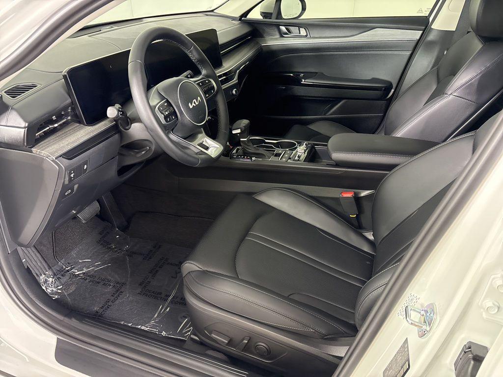 new 2026 Kia K5 car, priced at $35,125