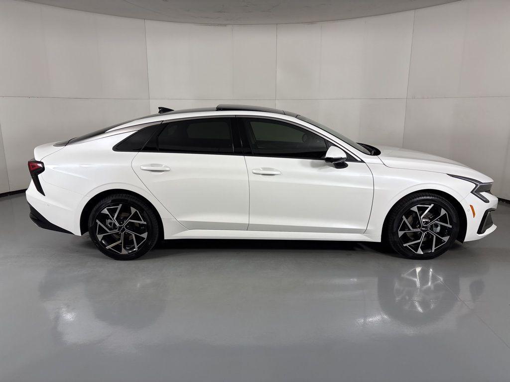 new 2026 Kia K5 car, priced at $35,125