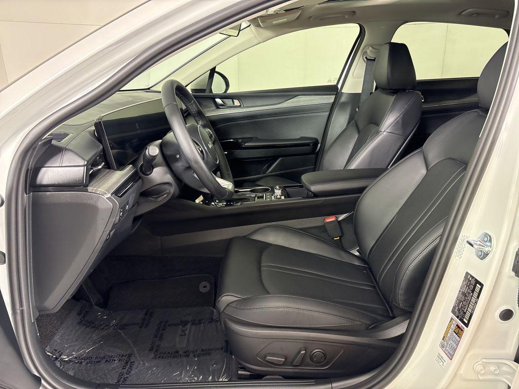 new 2026 Kia K5 car, priced at $35,125