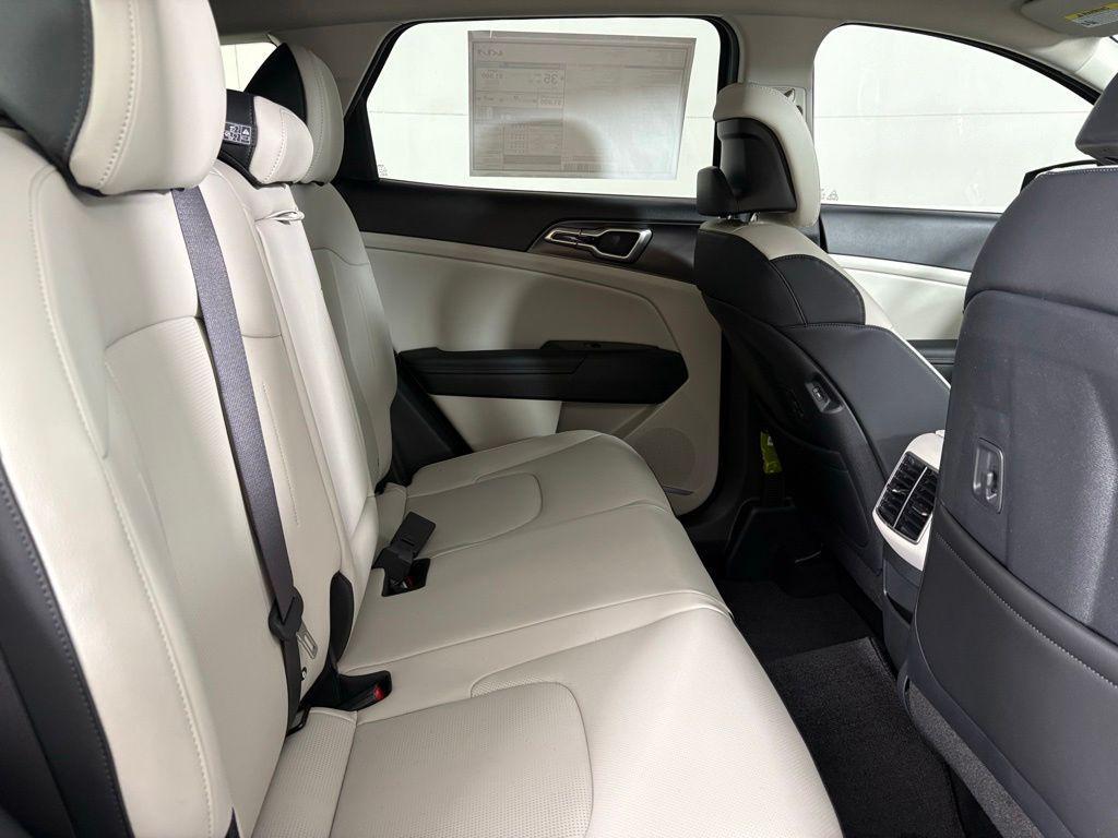 new 2026 Kia Sportage Hybrid car, priced at $34,654