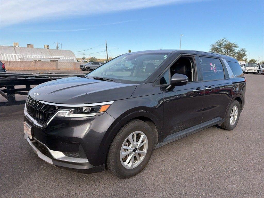 used 2024 Kia Carnival car, priced at $26,800