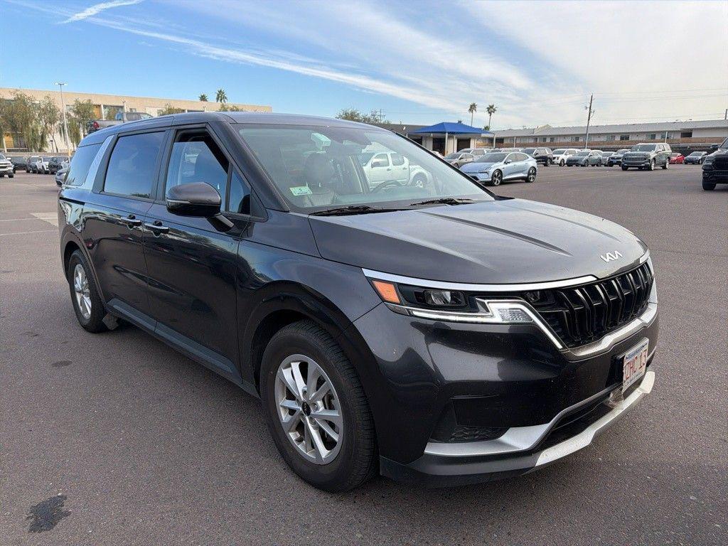 used 2024 Kia Carnival car, priced at $26,800