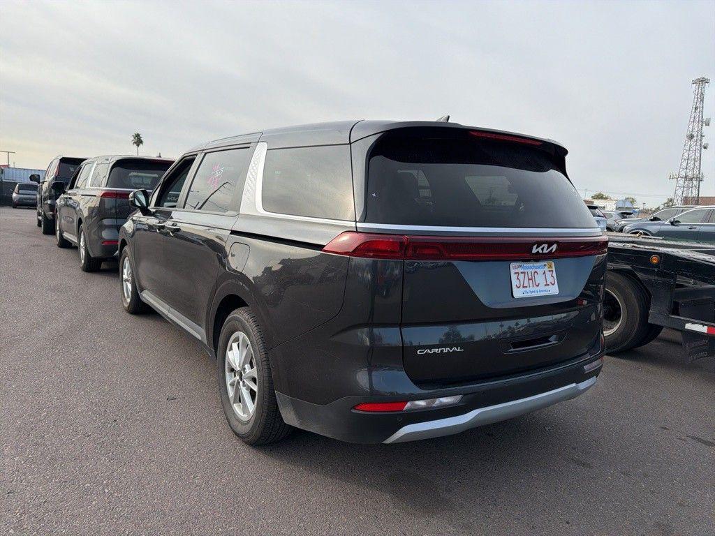 used 2024 Kia Carnival car, priced at $26,800