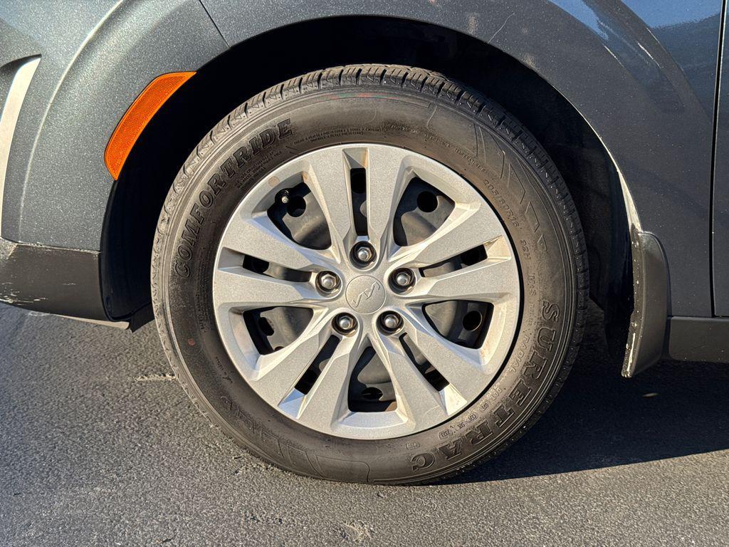 used 2023 Kia Soul car, priced at $14,300