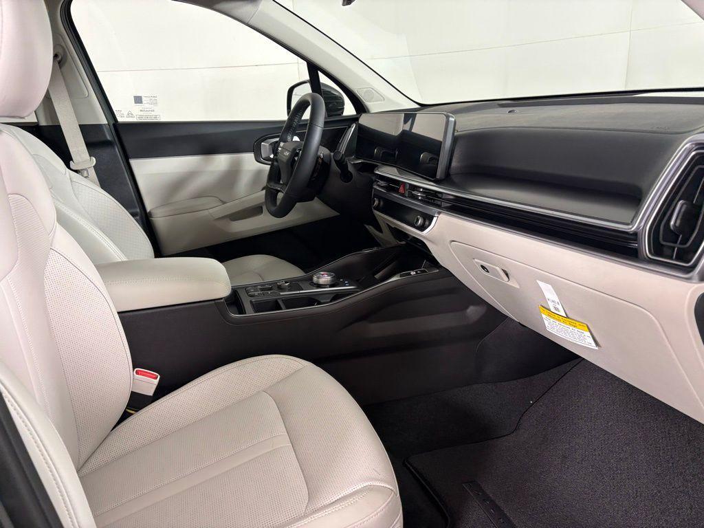 new 2026 Kia Sorento Plug-In Hybrid car, priced at $48,170