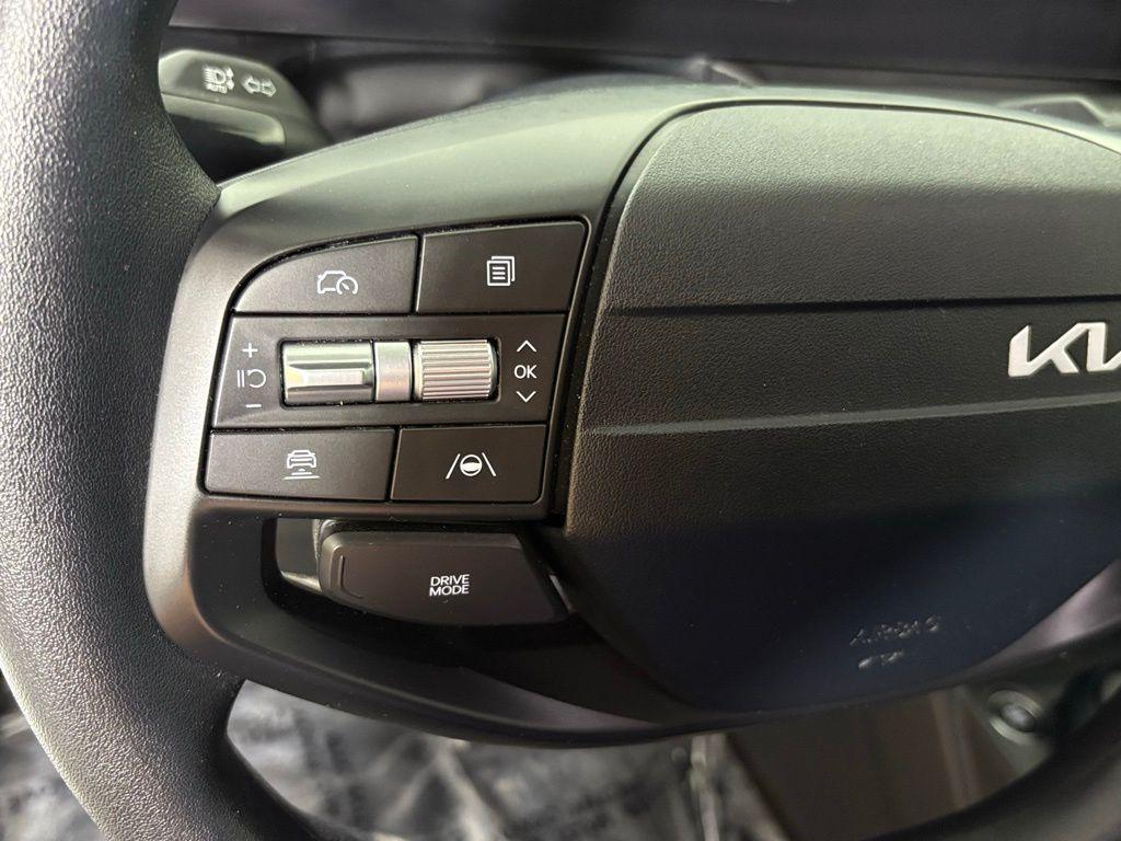 new 2025 Kia K4 car, priced at $22,595