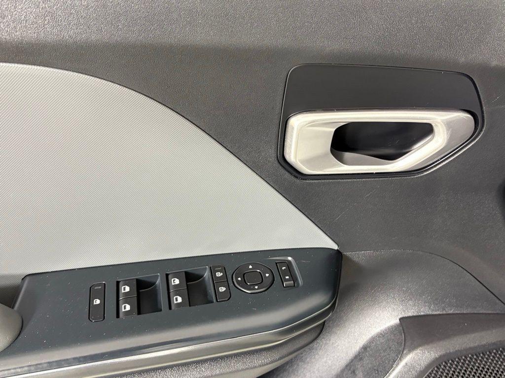 new 2025 Kia K4 car, priced at $22,595