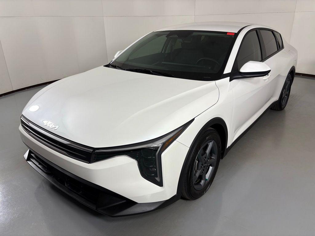 new 2025 Kia K4 car, priced at $22,595