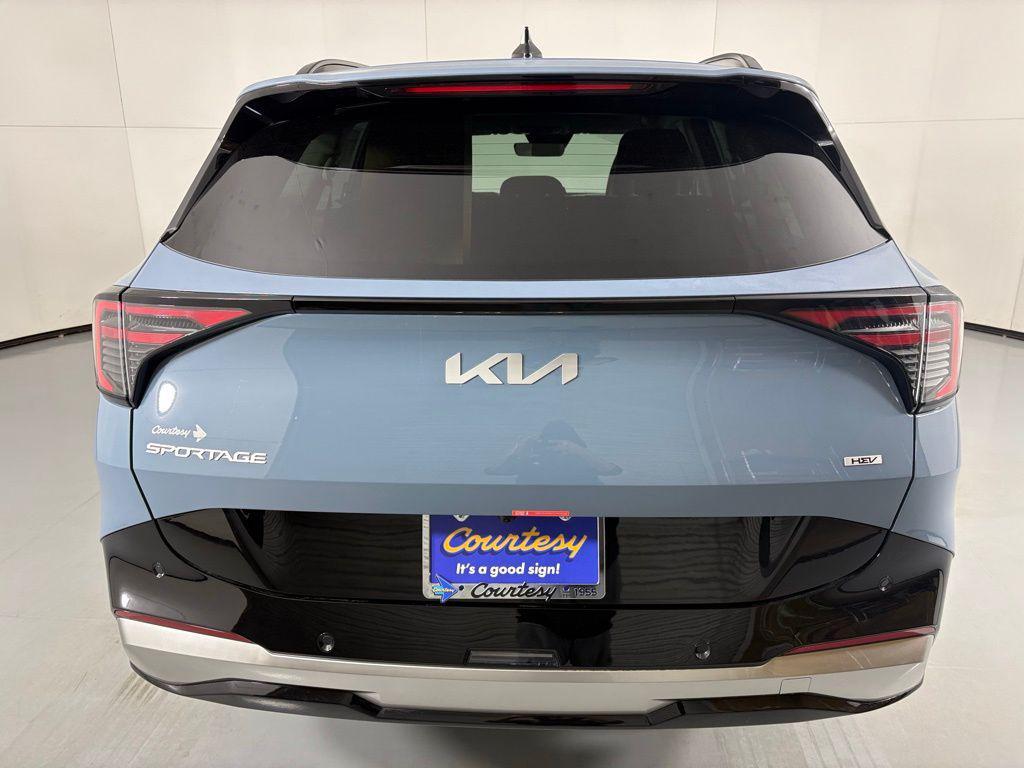 new 2026 Kia Sportage Hybrid car, priced at $42,520