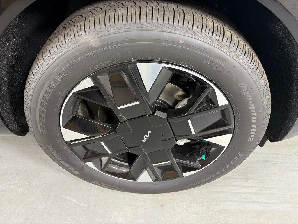 new 2026 Kia Sportage Hybrid car, priced at $42,520