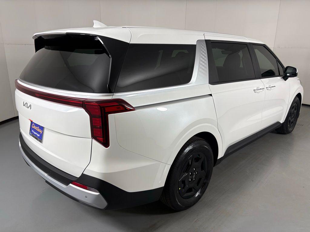 new 2026 Kia Carnival car, priced at $39,995