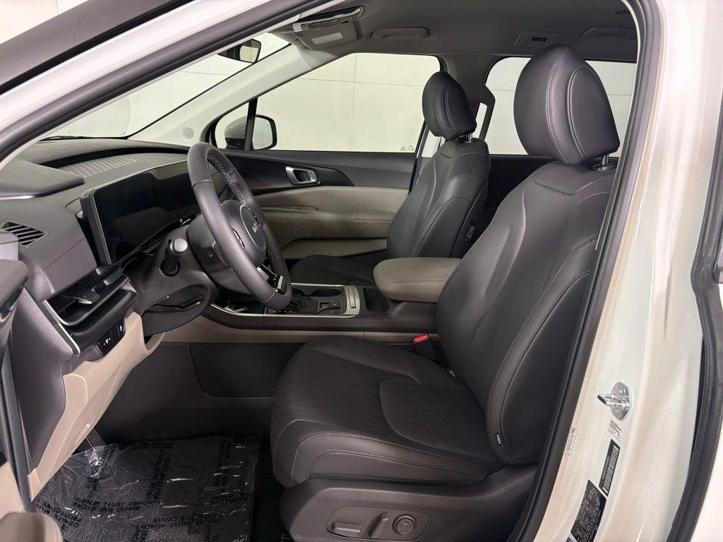 new 2026 Kia Carnival car, priced at $39,995