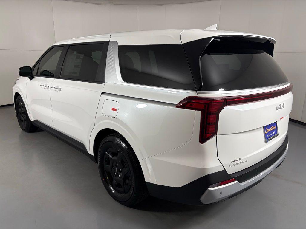 new 2026 Kia Carnival car, priced at $39,995