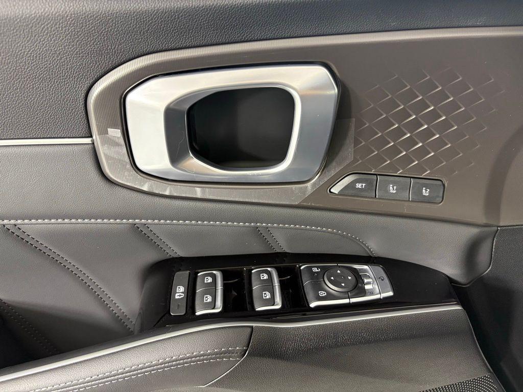 new 2026 Kia Sorento Hybrid car, priced at $47,411
