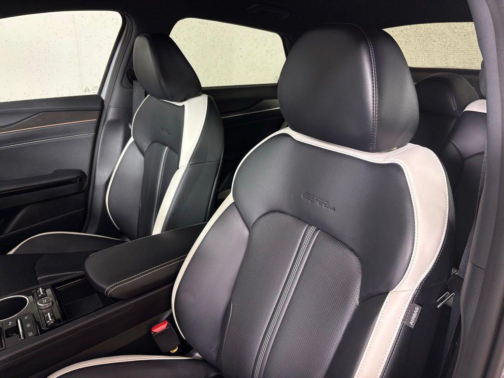 new 2026 Kia K5 car, priced at $28,917