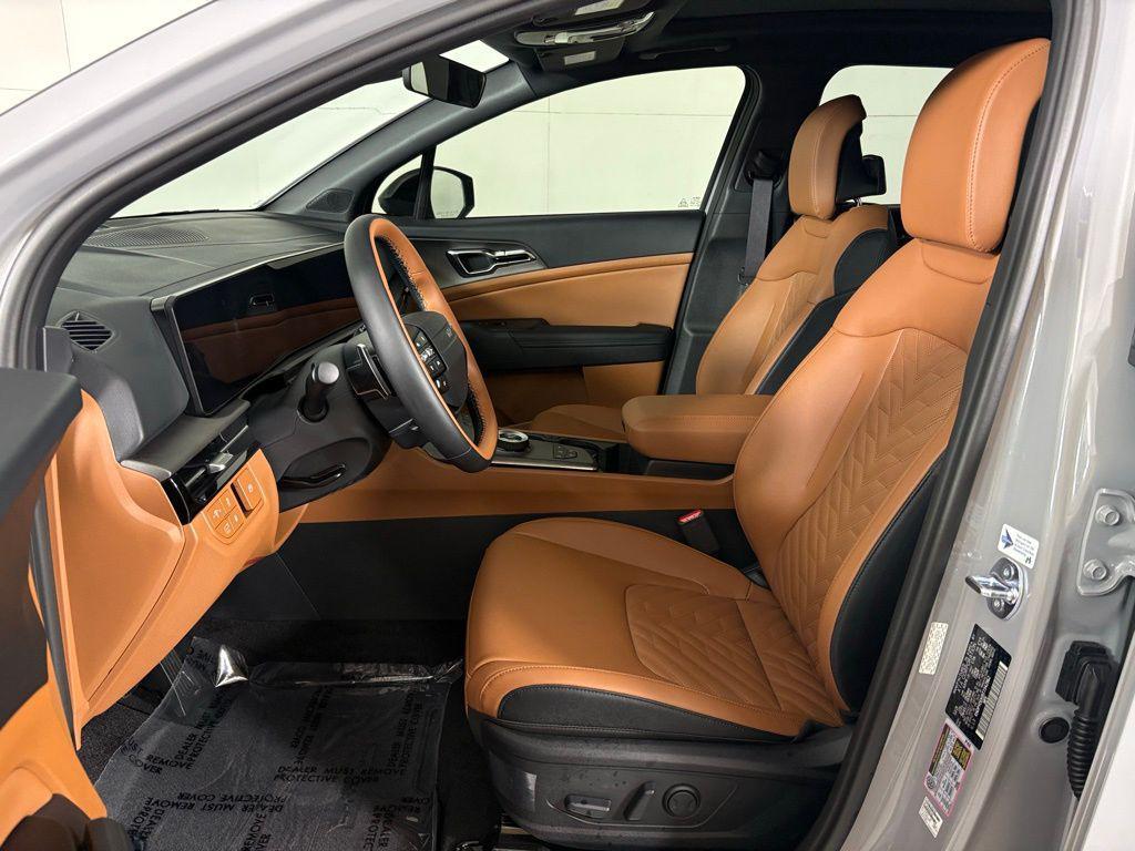 new 2026 Kia Sportage Plug-In Hybrid car, priced at $40,936