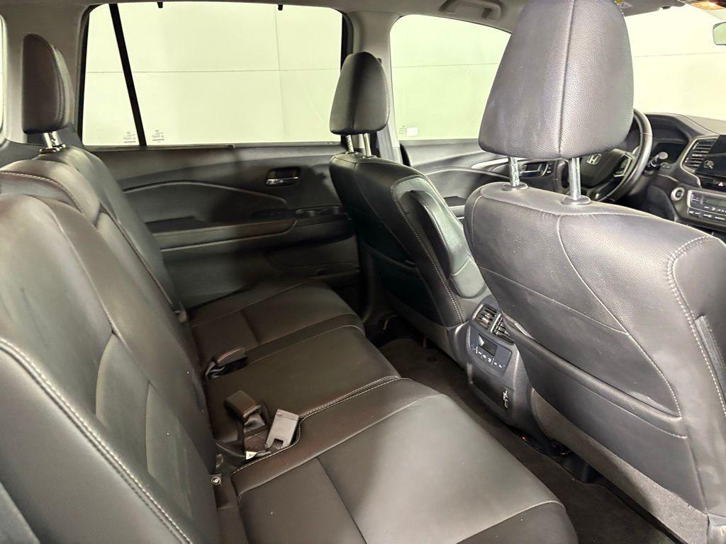 used 2021 Honda Pilot car, priced at $27,000