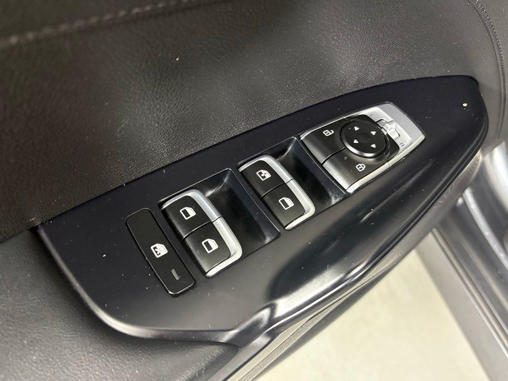 used 2021 Kia K5 car, priced at $13,100