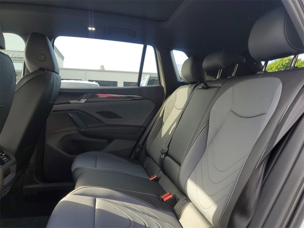 new 2025 Volkswagen Tiguan car, priced at $35,605