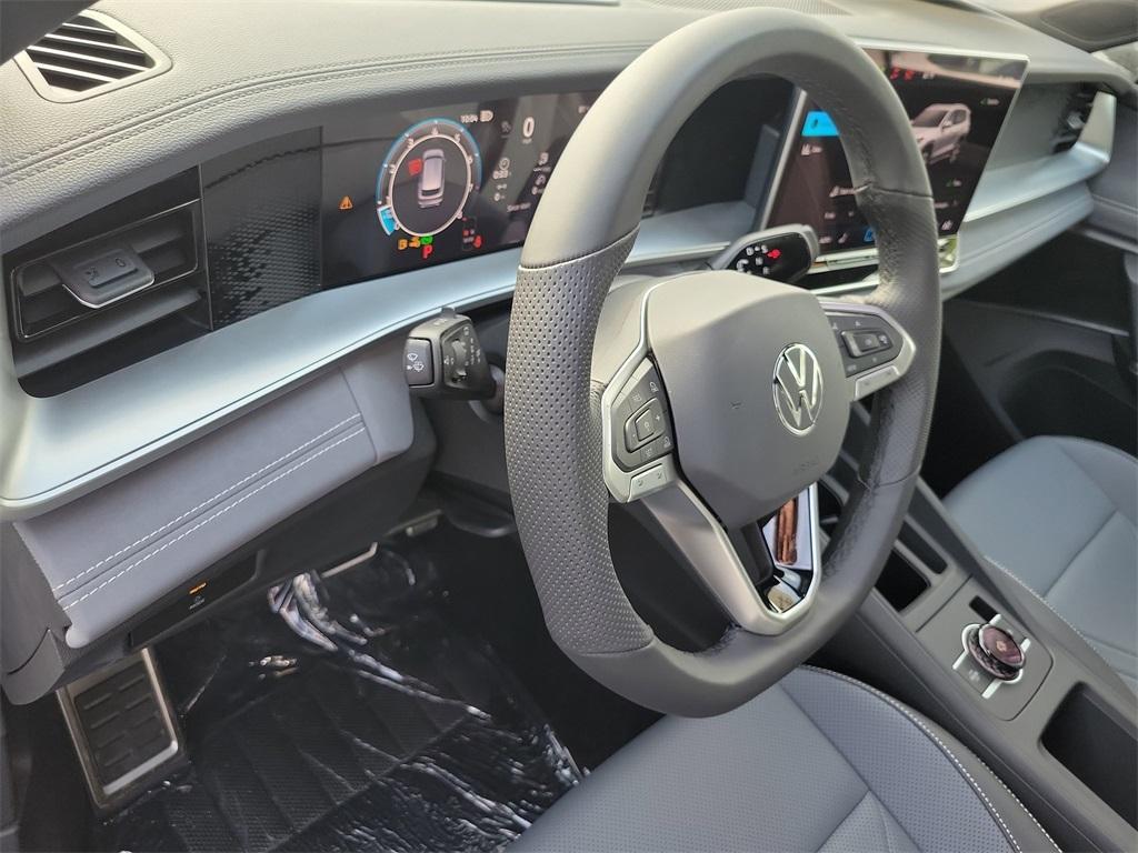 new 2026 Volkswagen Tiguan car, priced at $37,915