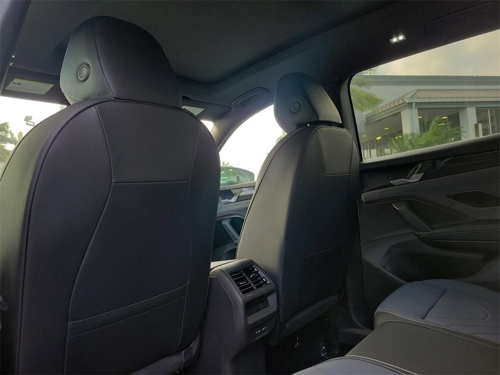 new 2026 Volkswagen Tiguan car, priced at $37,915