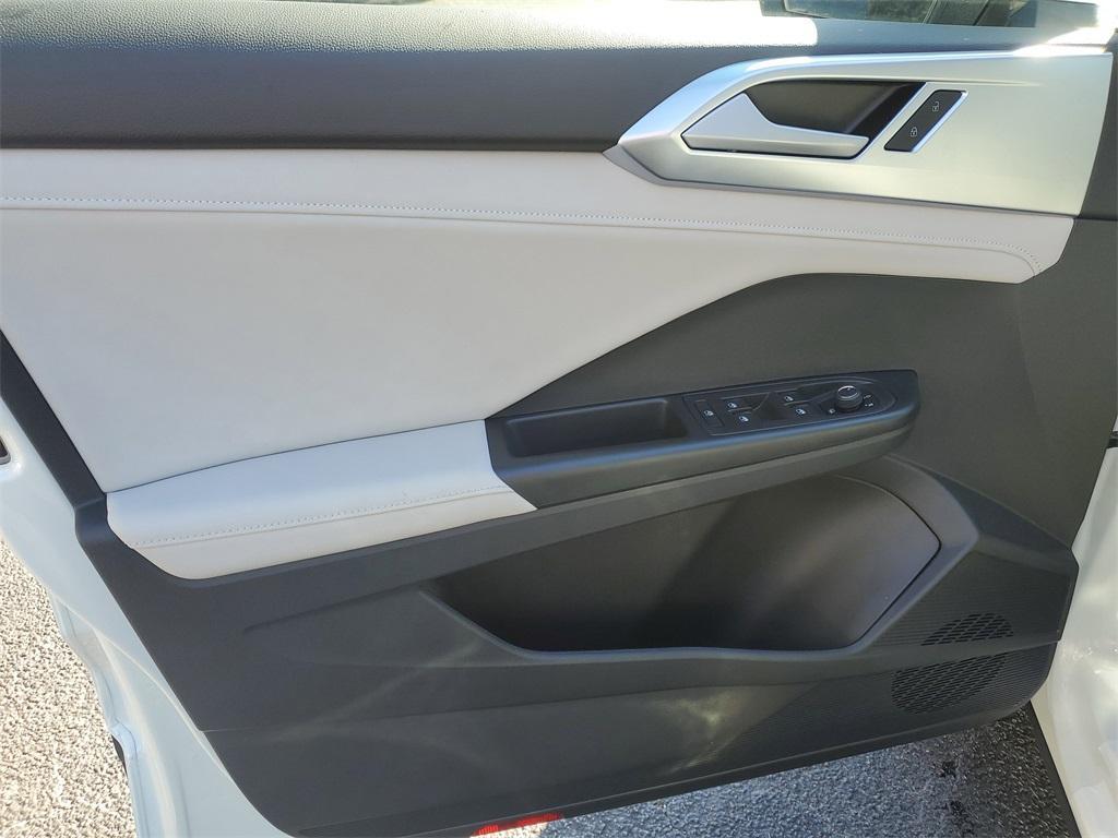 new 2025 Volkswagen Taos car, priced at $25,852