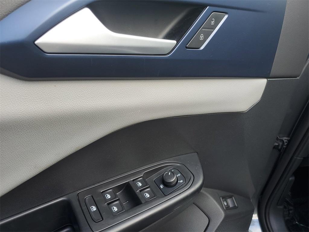 used 2022 Volkswagen Taos car, priced at $18,244