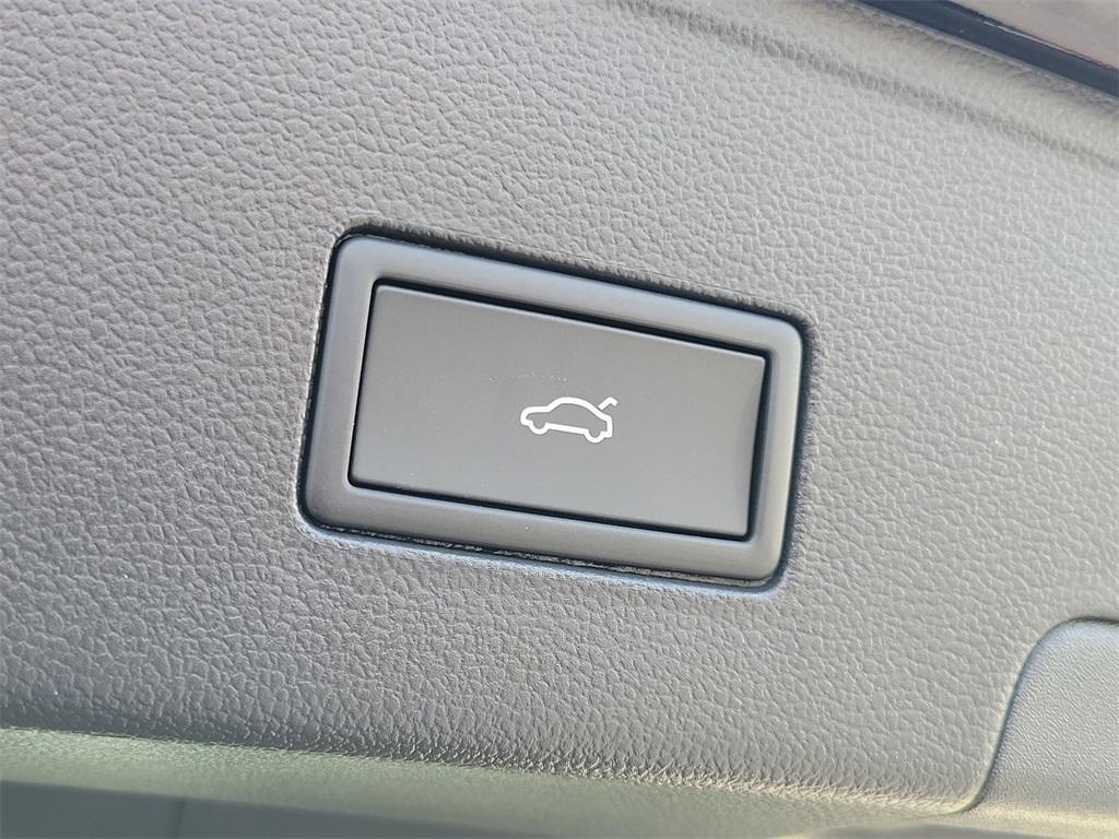 new 2026 Volkswagen Atlas Cross Sport car, priced at $48,899