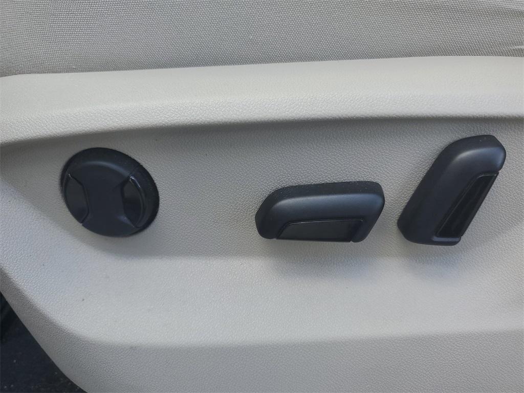 used 2021 Volkswagen Atlas car, priced at $20,844