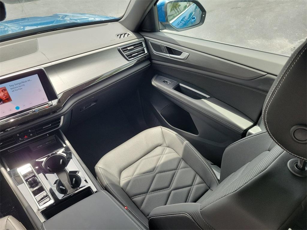 new 2025 Volkswagen Atlas Cross Sport car, priced at $39,437